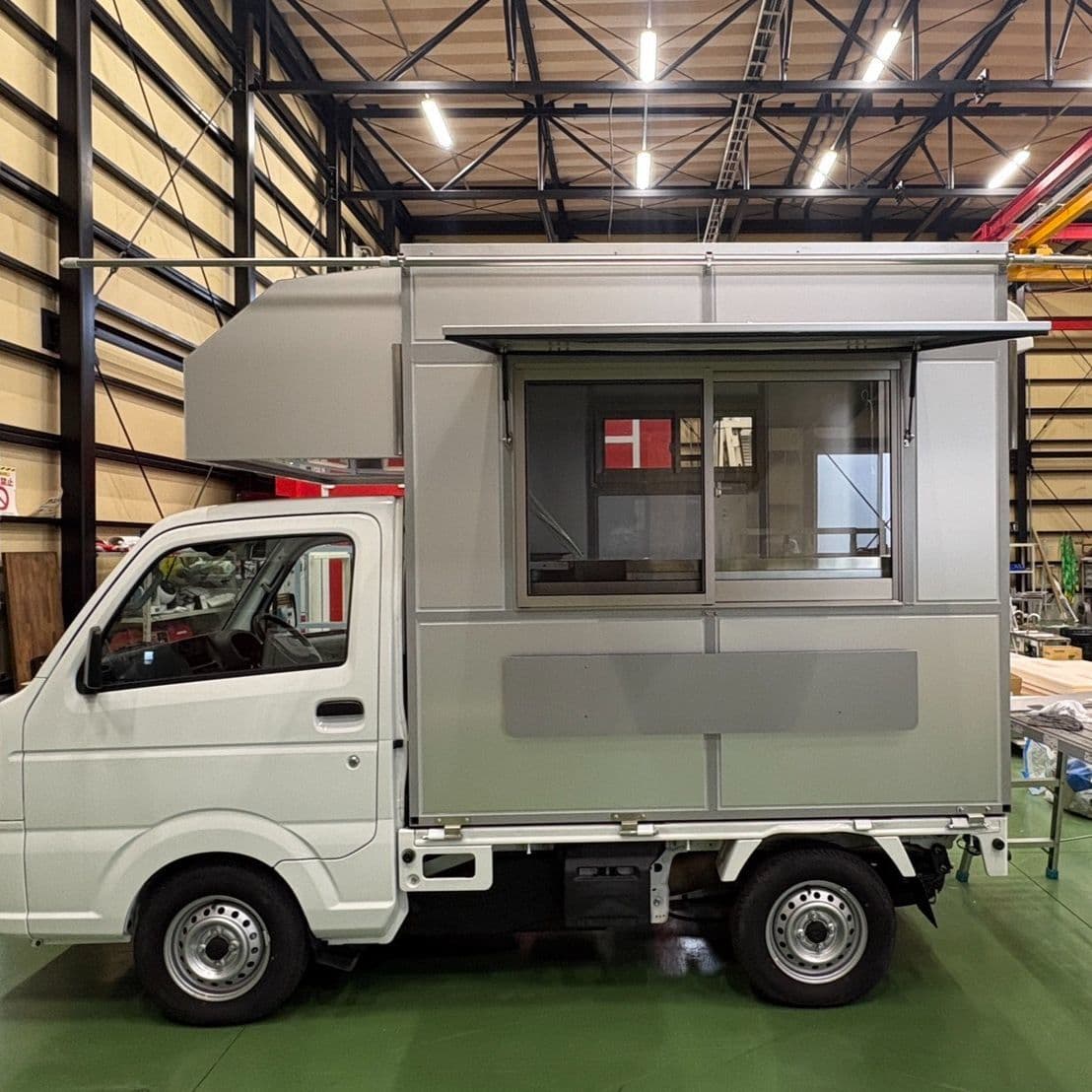 オフィスカー内装イメージ2